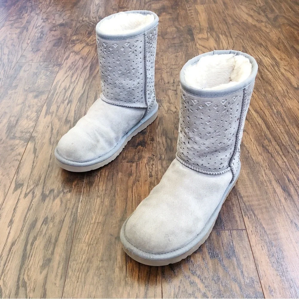 UGG • Classic Short Flora Perf Boots grey perforated shearling sheepskin sherpa
